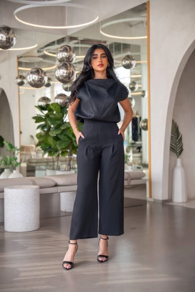 Linen blouse and crepe pants set, black C:IB1001